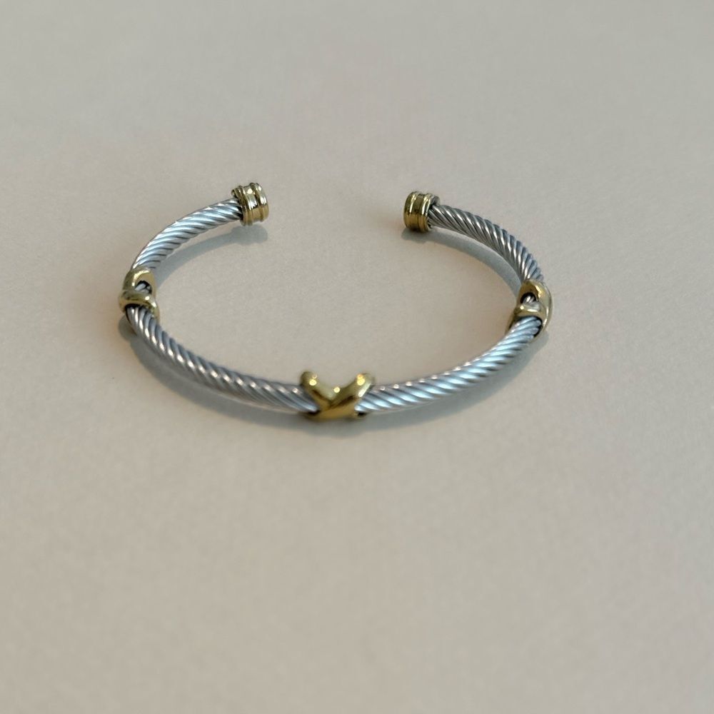 Twisted cable bangle N1079 - Picture 2 of 4
